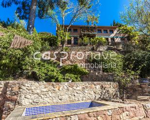 Vista exterior de Casa o xalet en venda en Benicasim / Benicàssim amb Terrassa