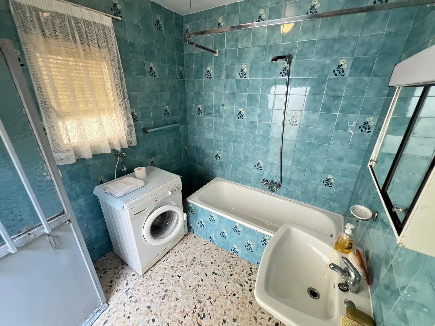 Bathroom of Houses for sale in Alcaudete de la Jara