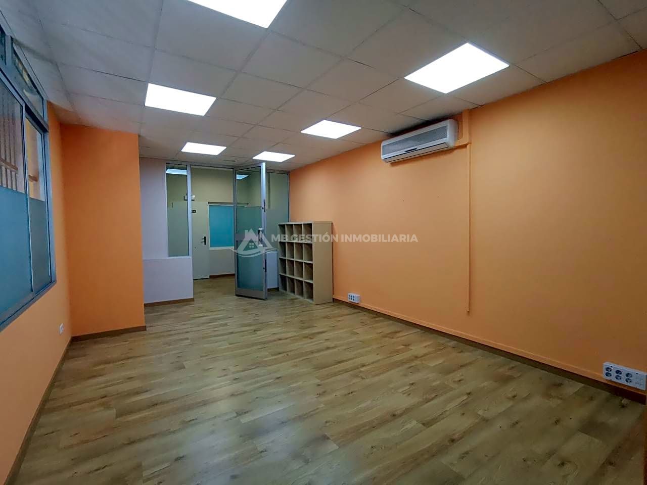 Local de alquiler en Fuenlabrada con Aire acondicionado