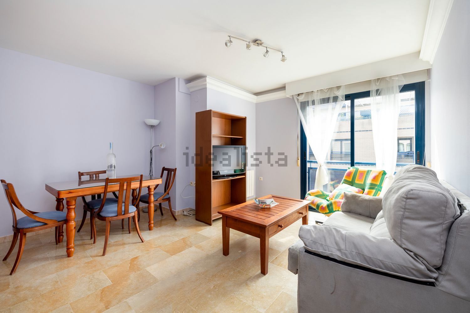Exterior view of Flat to rent in  Granada Capital  with Air Conditioner, Heating and Furnished