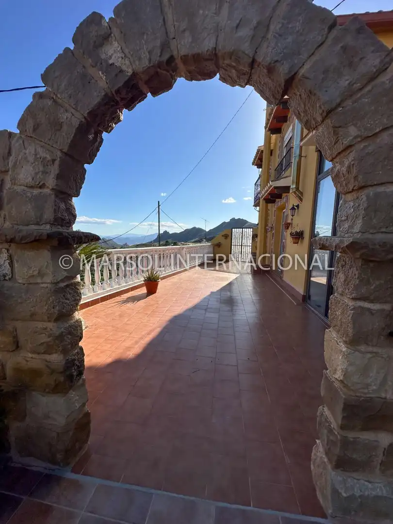 Chalet con piscina en venta en Alameda Garapacha, imagen 15