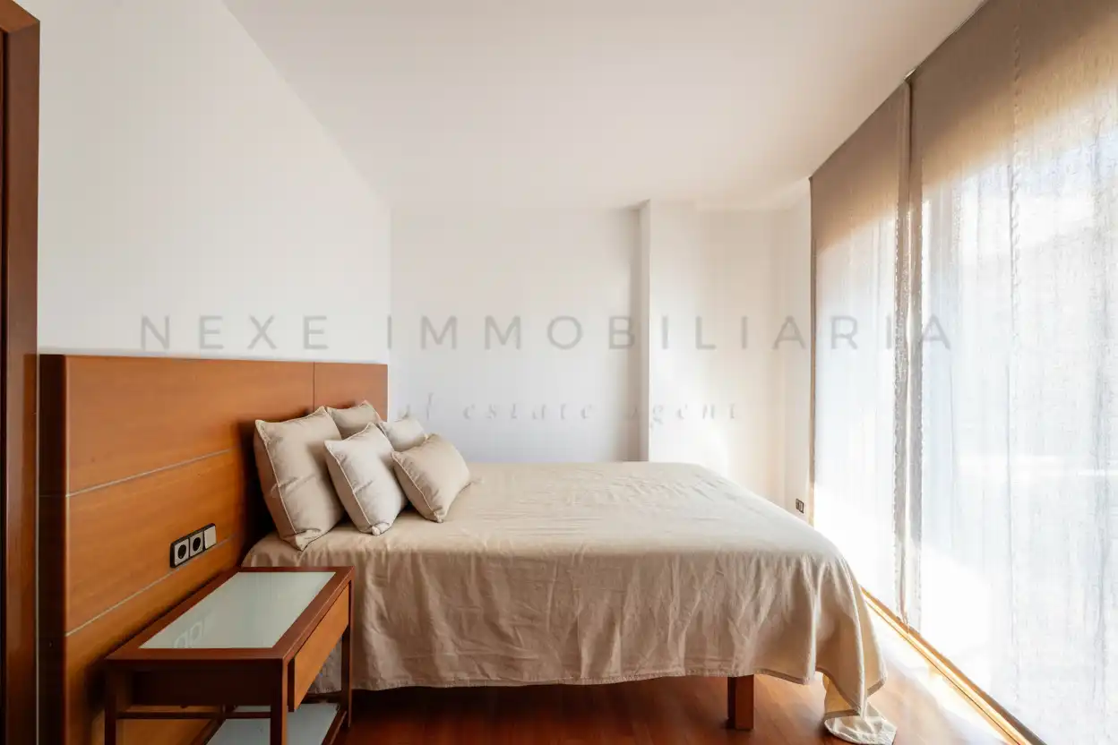 Habitación de Casa adosada en venta en Sabadell con Aire acondicionado, Calefacción y Parquet