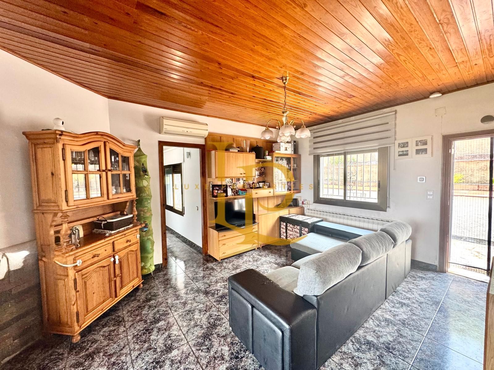 Sala d'estar de Casa o xalet en venda en Vilanova del Vallès amb Aire condicionat, Calefacció i Jardí privat