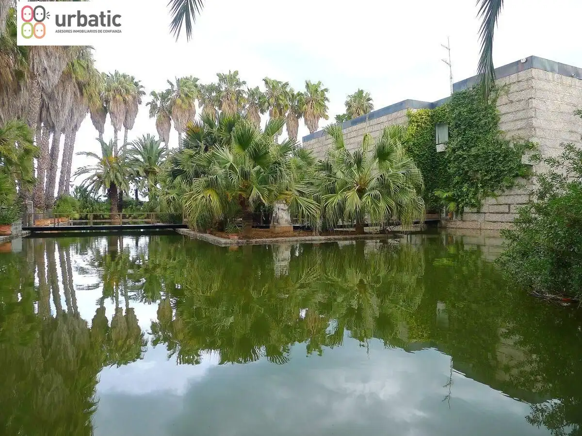 Jardí de Casa o xalet en venda en Gandia amb Aire condicionat, Calefacció i Jardí privat