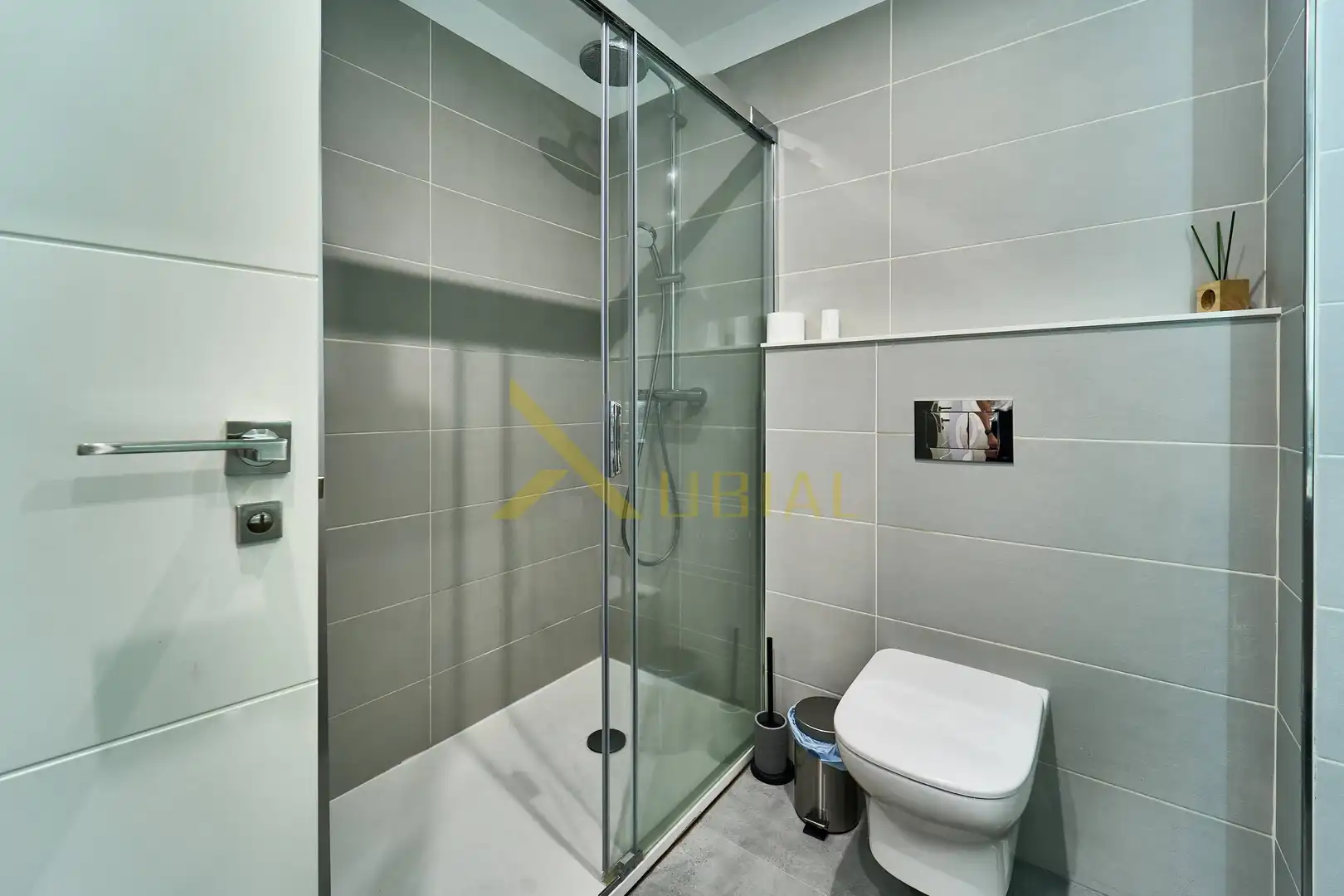 Bathroom of Flat for sale in A Coruña Capital   with Storage room, Furnished and Balcony