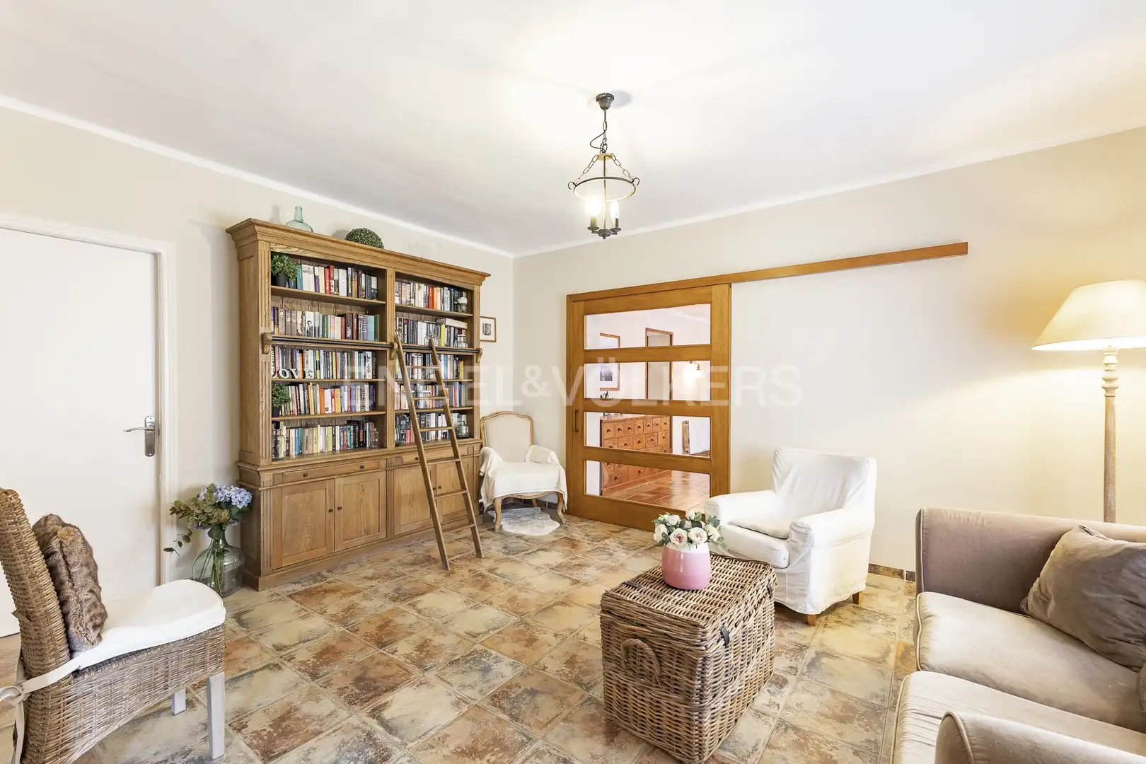 Sala de estar de Finca rústica en venta en Arenys de Munt con Aire acondicionado, Calefacción y Jardín privado