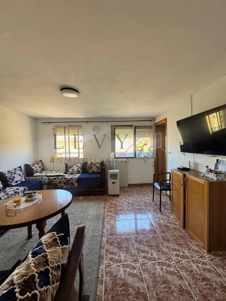 Sala de estar de Piso en venta en Málaga con Calefacción y Amueblado