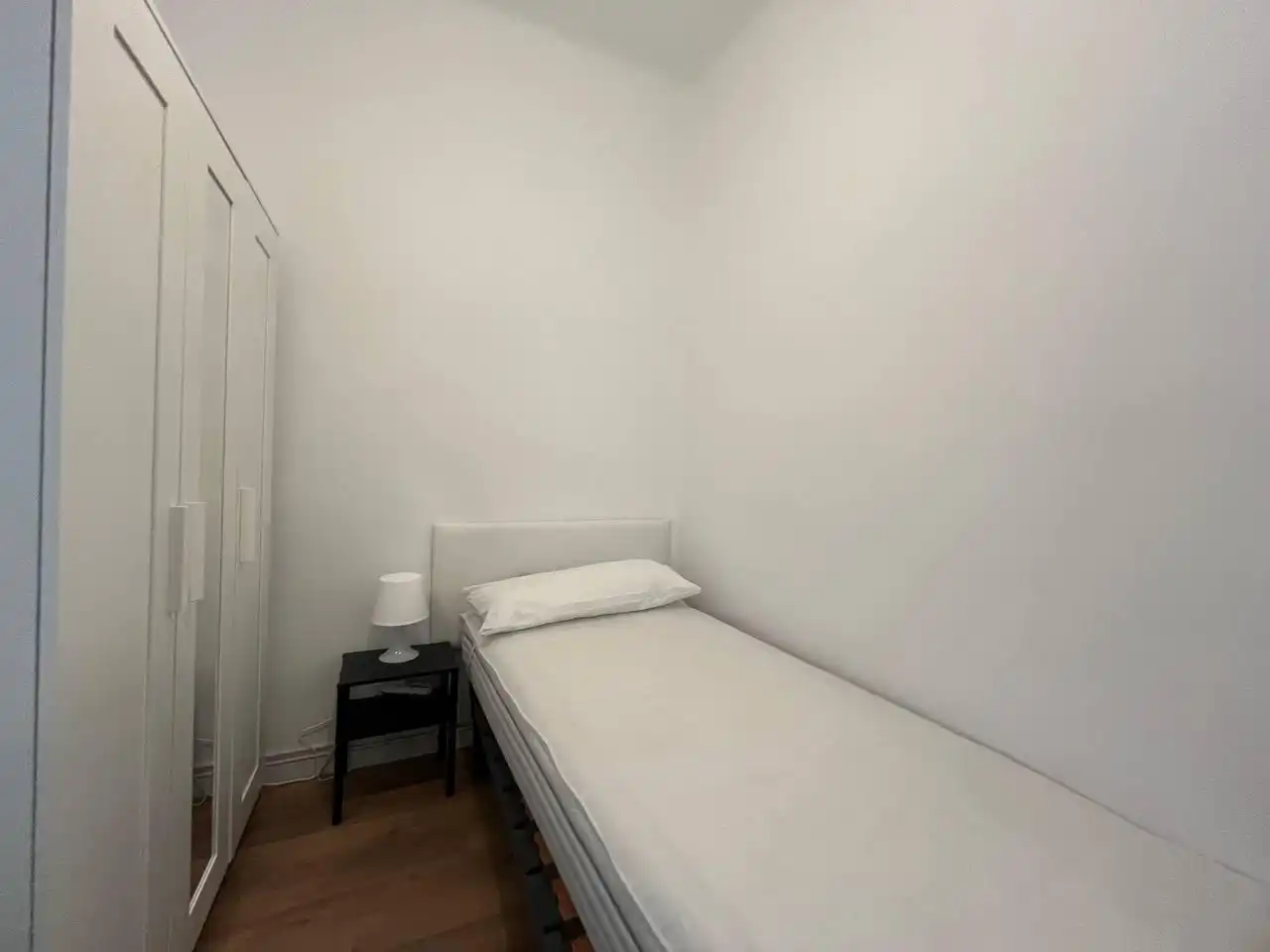 Bedroom of Flat for rent in Madrid