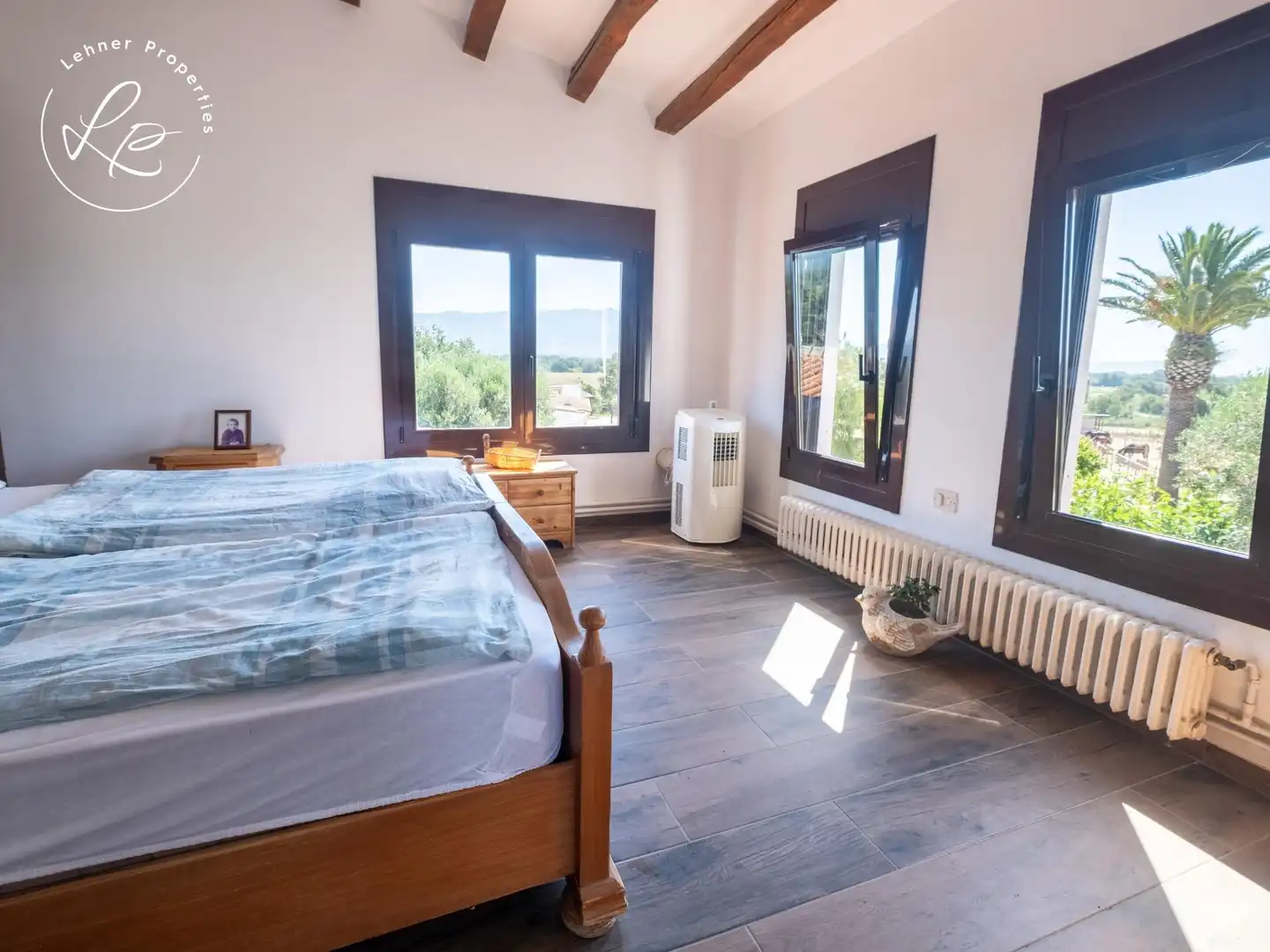 Dormitori de Casa o xalet en venda en Pedret i Marzà amb Aire condicionat, Calefacció i Jardí privat
