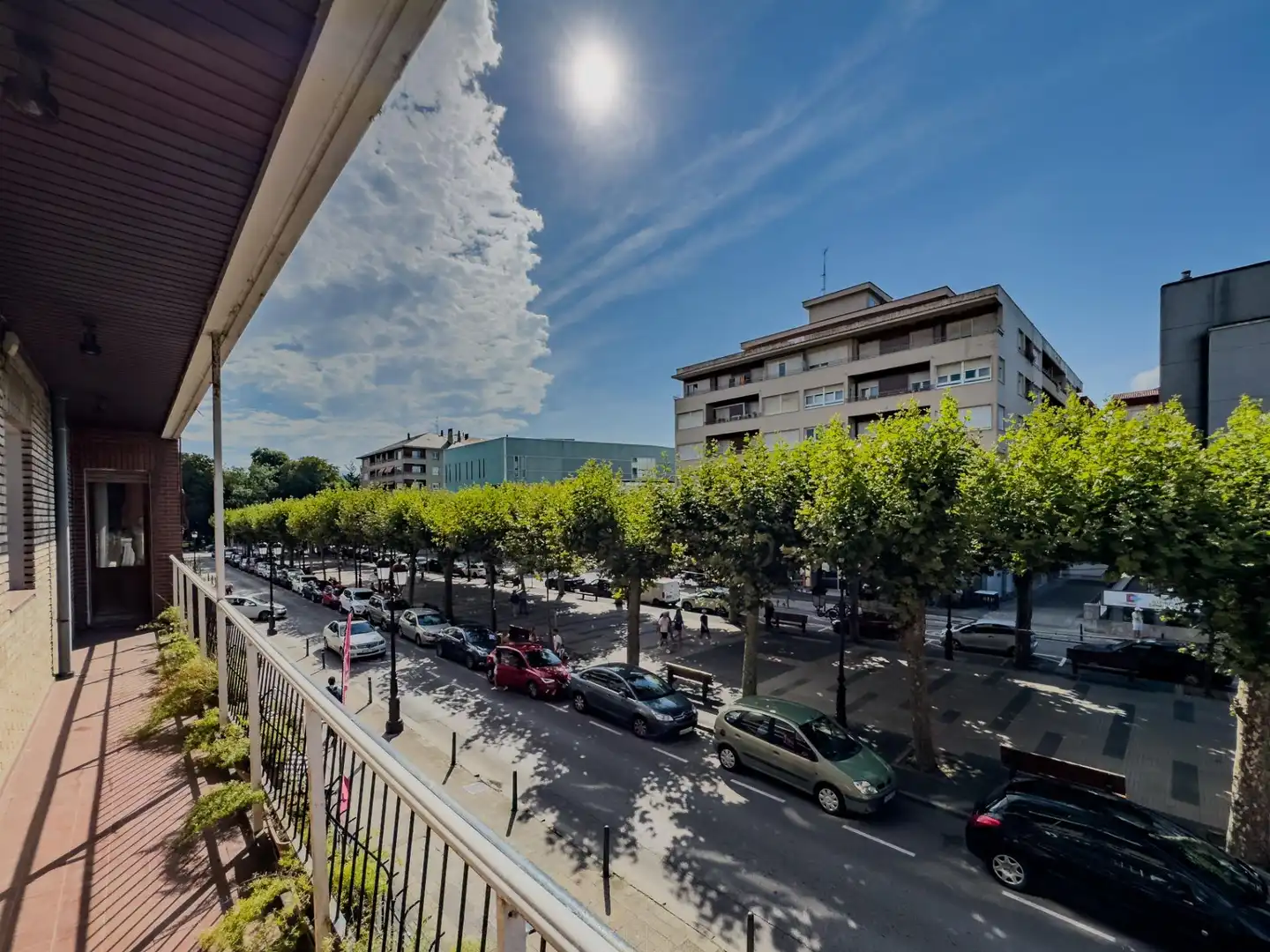 Vista exterior de Pis en venda en Torrelavega  amb Calefacció, Parquet i Terrassa