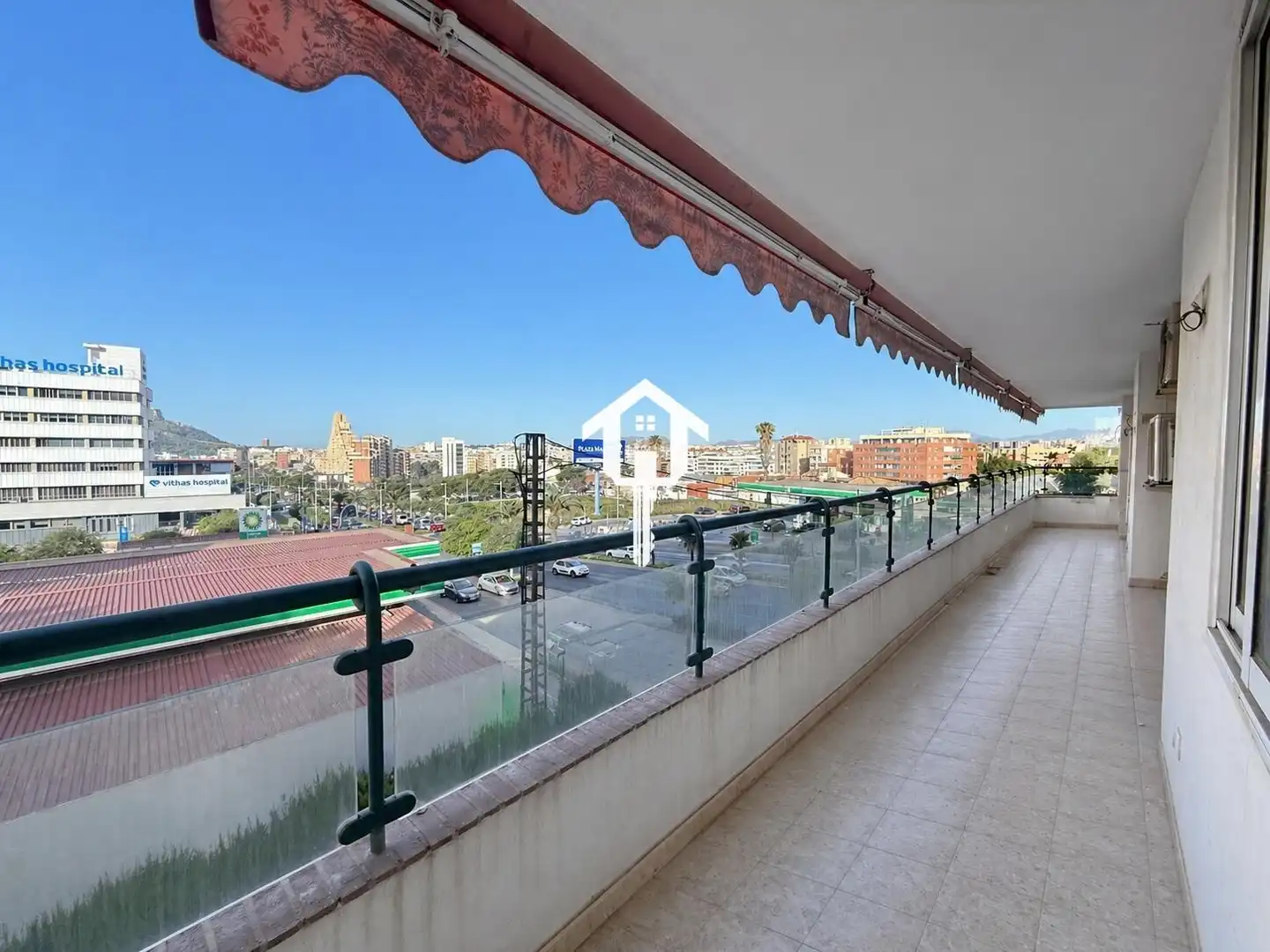Vista exterior de Pis en venda en Alicante / Alacant amb Aire condicionat, Jardí privat i Terrassa