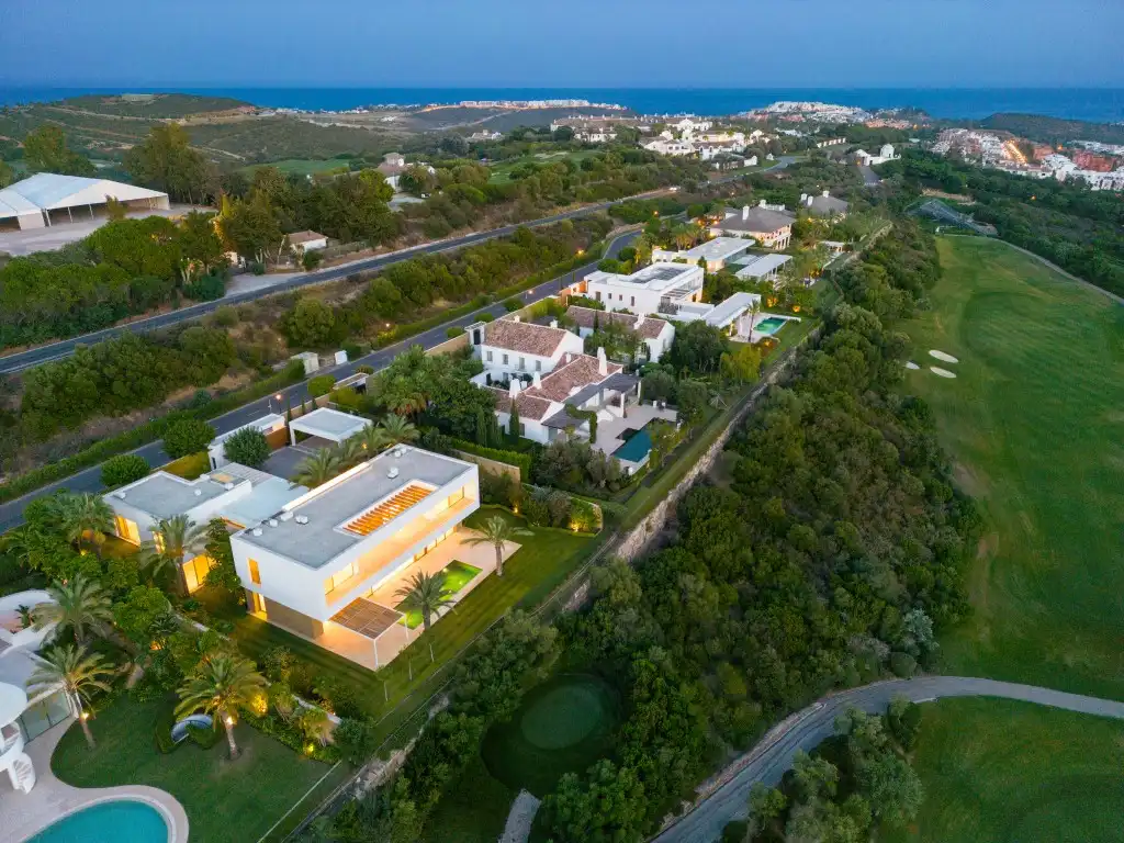 Chalet con piscina en venta en Casares pueblo, imagen 6