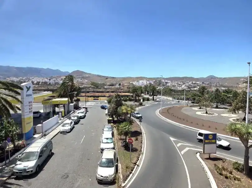 Vista exterior de Piso en venta en Telde con Balcón