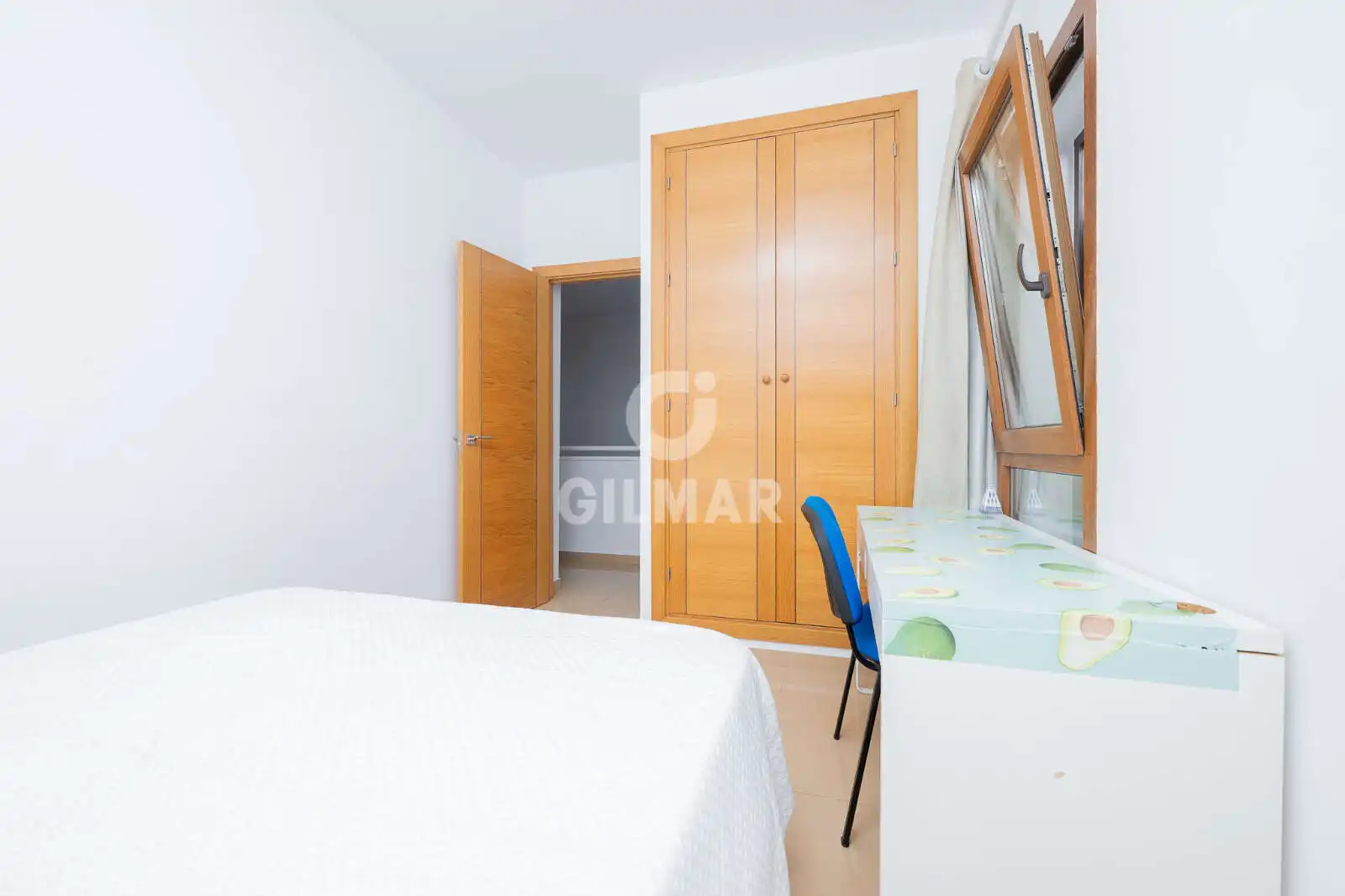 Bedroom of Detached homes for sale in Chiclana de la Frontera  with Private garden, Swimming Pool and Furnished