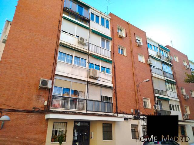 Piso en Venta en Plaza de Carballo en Pilar