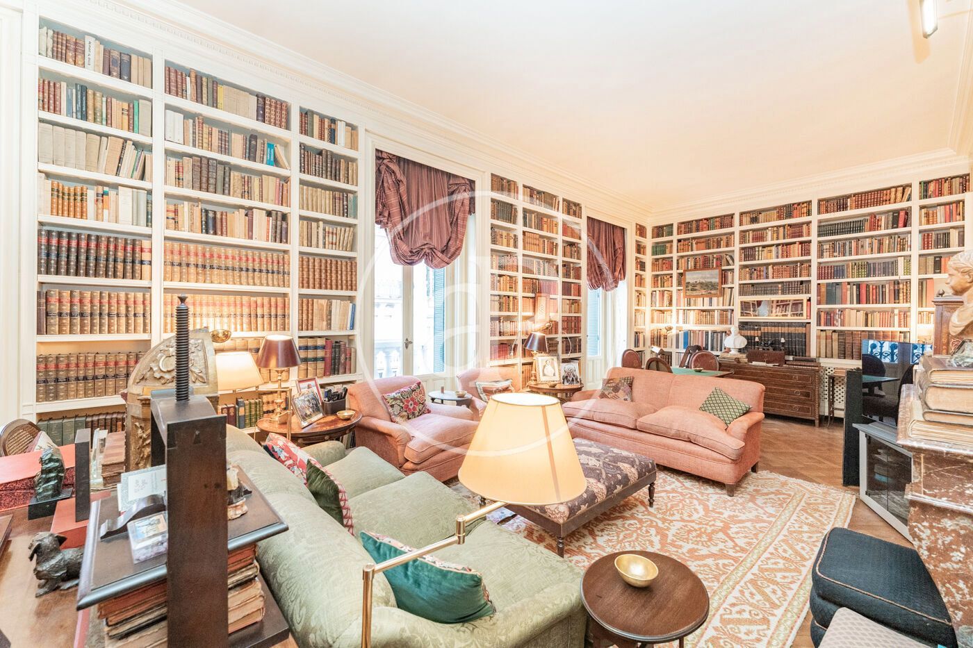Living room of Flat to rent in  Madrid Capital  with Heating, Terrace and Storage room