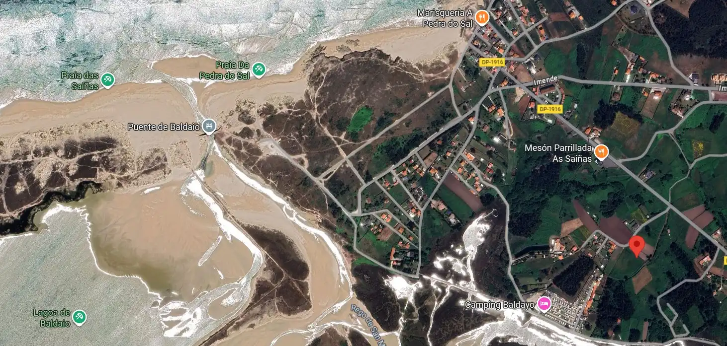 Land for sale in Carballo