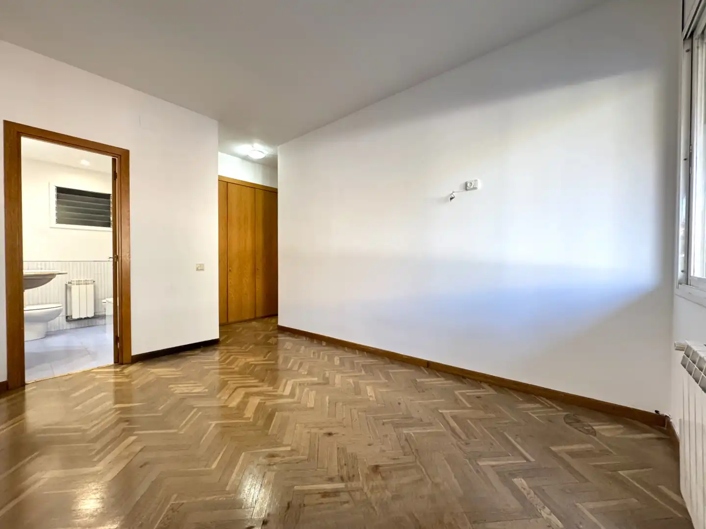 Piso en venta en Barcelona con Calefacción, Parquet y Horno