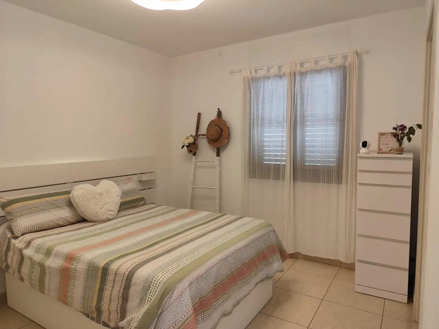Habitación de Casa adosada en venta en Candelaria con Terraza, Trastero y Amueblado