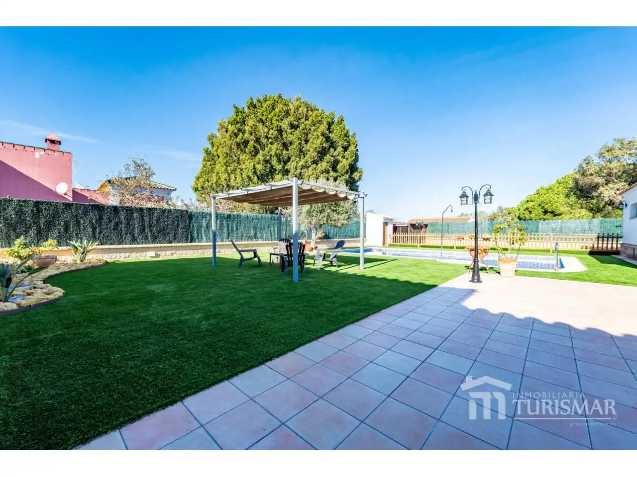 Casa con piscina en venta en Calle Baden-Powell 1, imagen 3