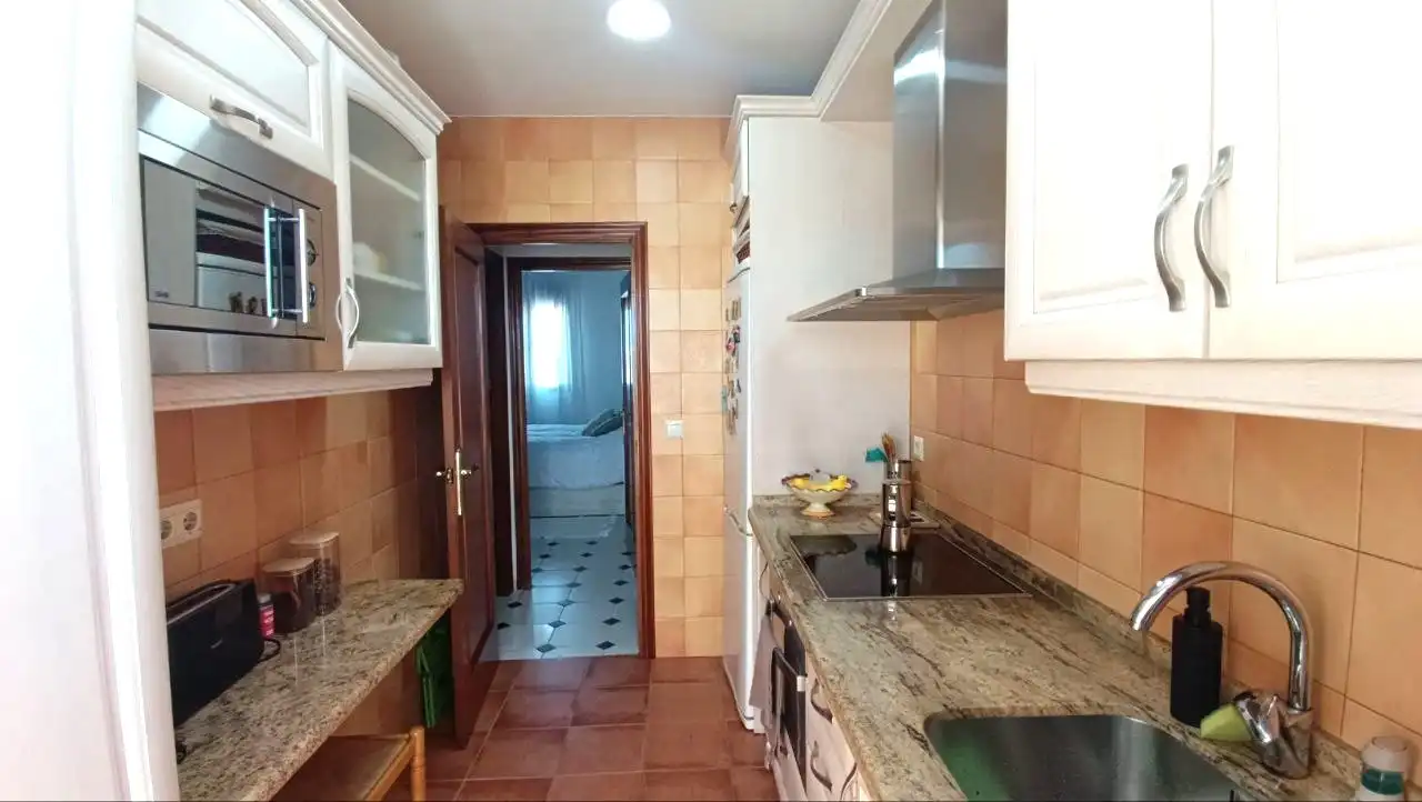 Cuina de Pis en venda en Córdoba amb Aire condicionat, Calefacció i Terrassa