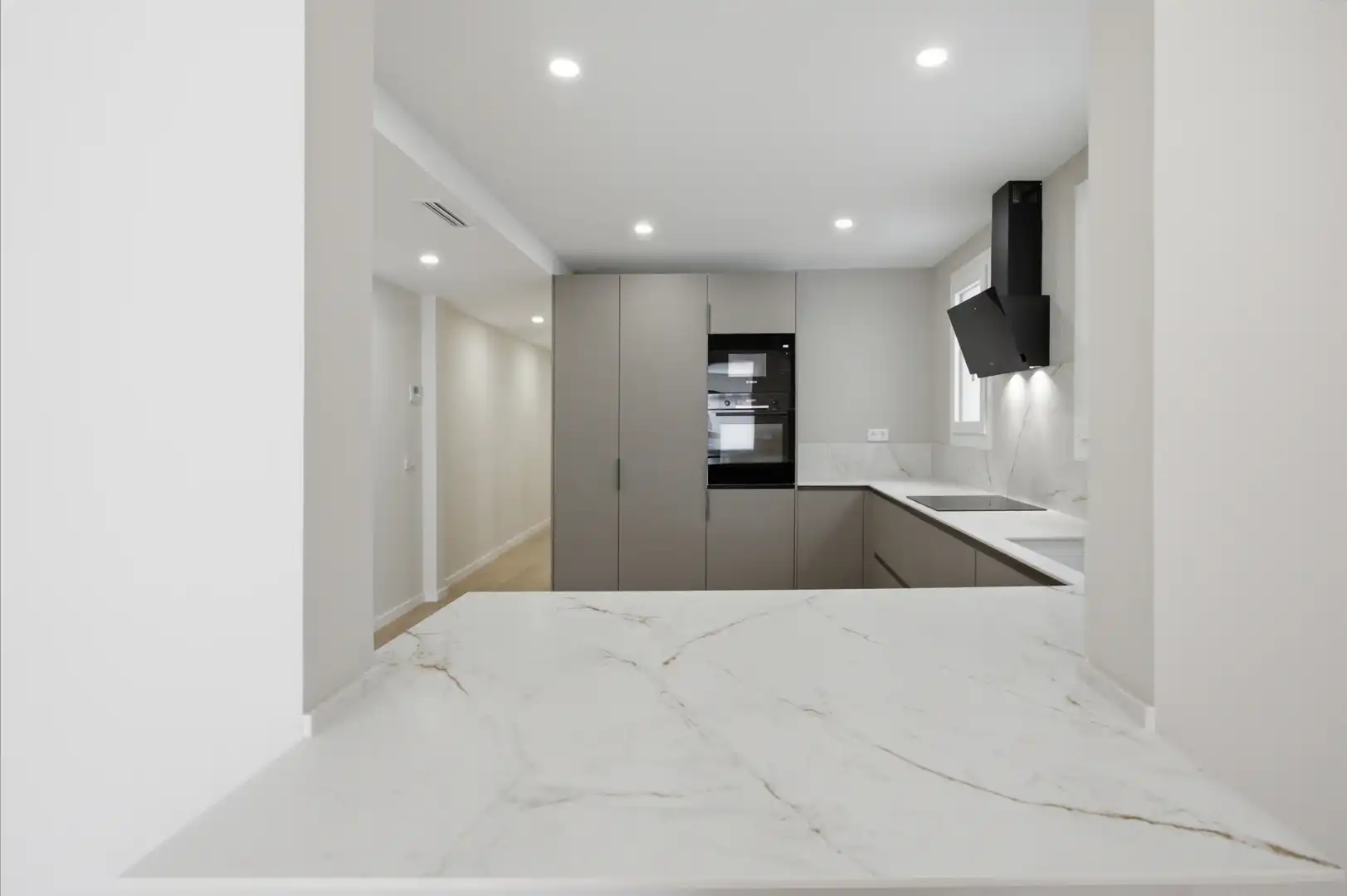Piso con ascensor en venta en Avinguda del Portal de l'Àngel, imagen 4