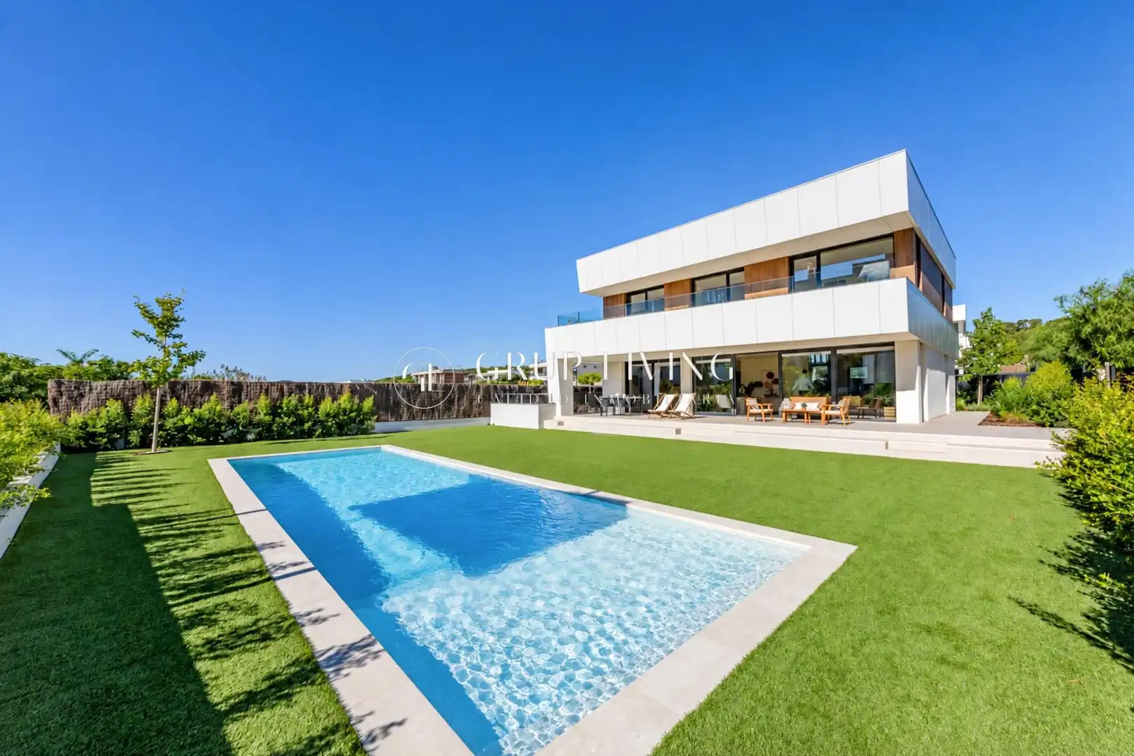 Casa con piscina en venta en Carrer Pepe de Garraf, imagen 4