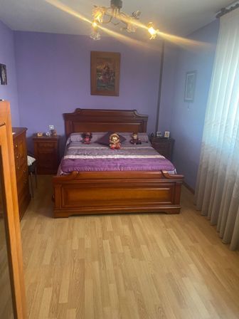 Dormitori de Casa adosada en venda en Peleas de Abajo amb Calefacció i Traster