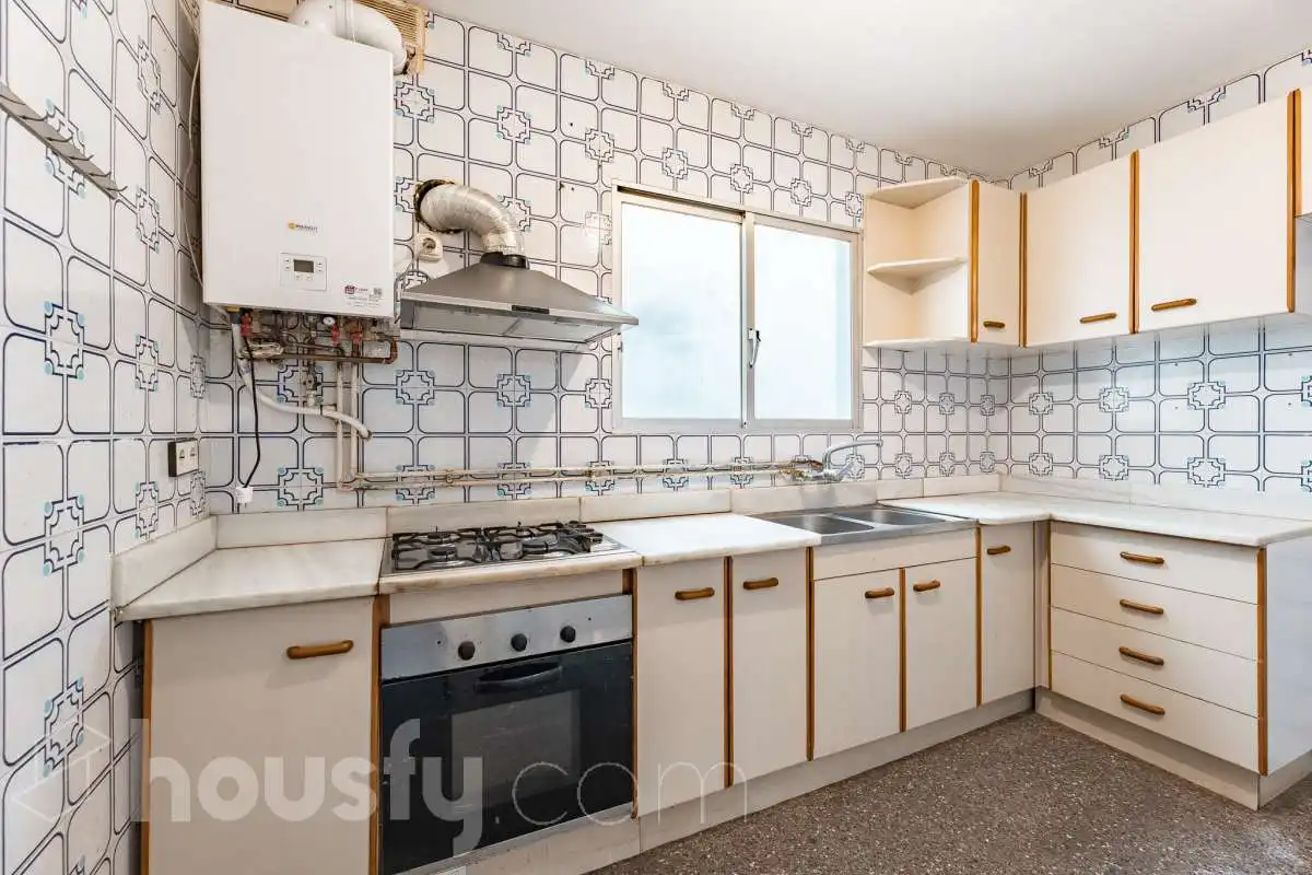 Cocina de Piso en venta en Sant Pere de Ribes con Calefacción y Balcón