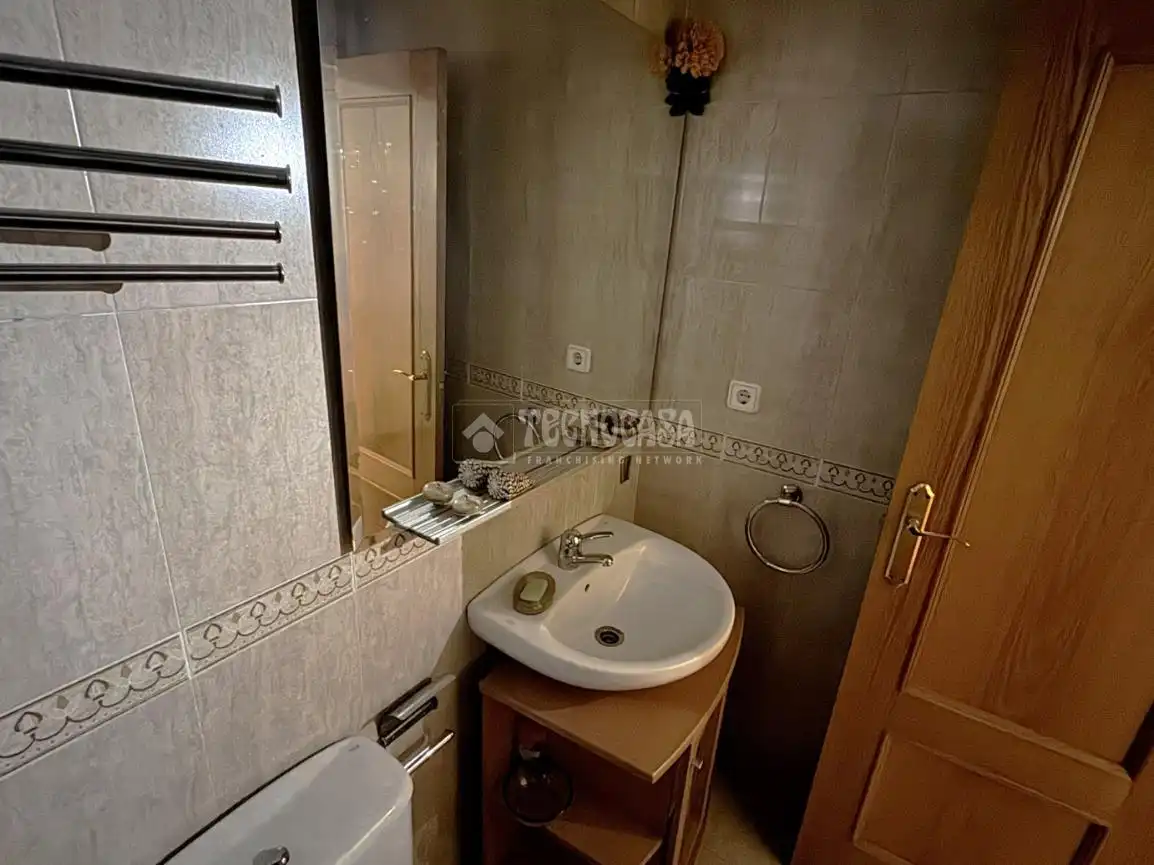 Bathroom of Flat for sale in León Capital   with Heating and Parquet flooring