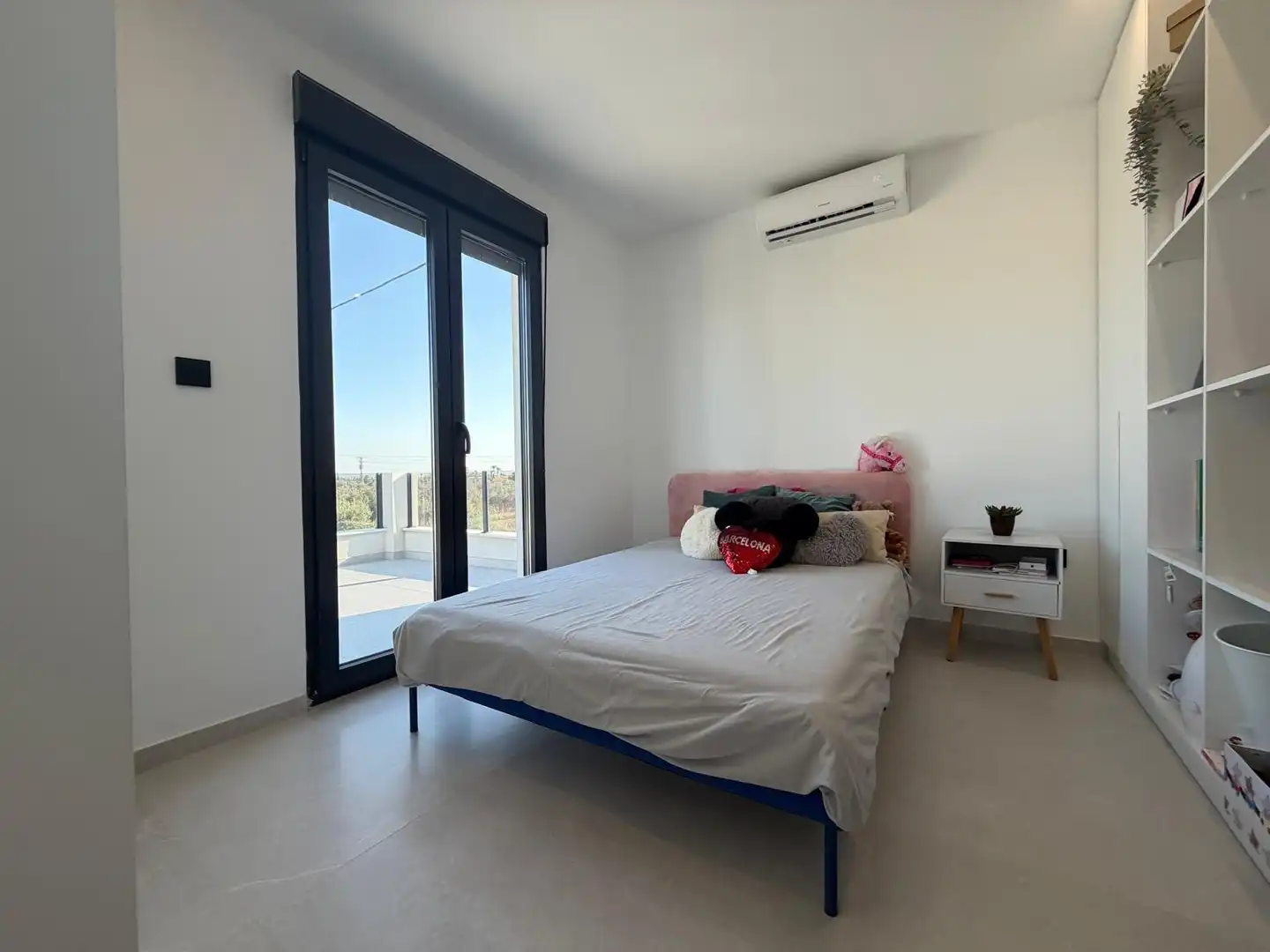 Habitación de Casa o chalet en venta en Elche / Elx con Aire acondicionado, Terraza y Piscina