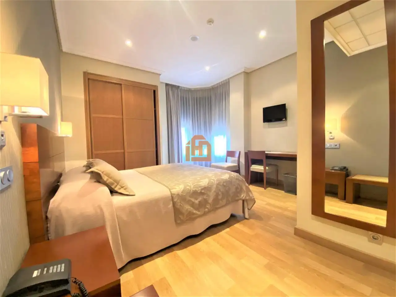 Habitación de Edificio en venta en Valencia de Don Juan