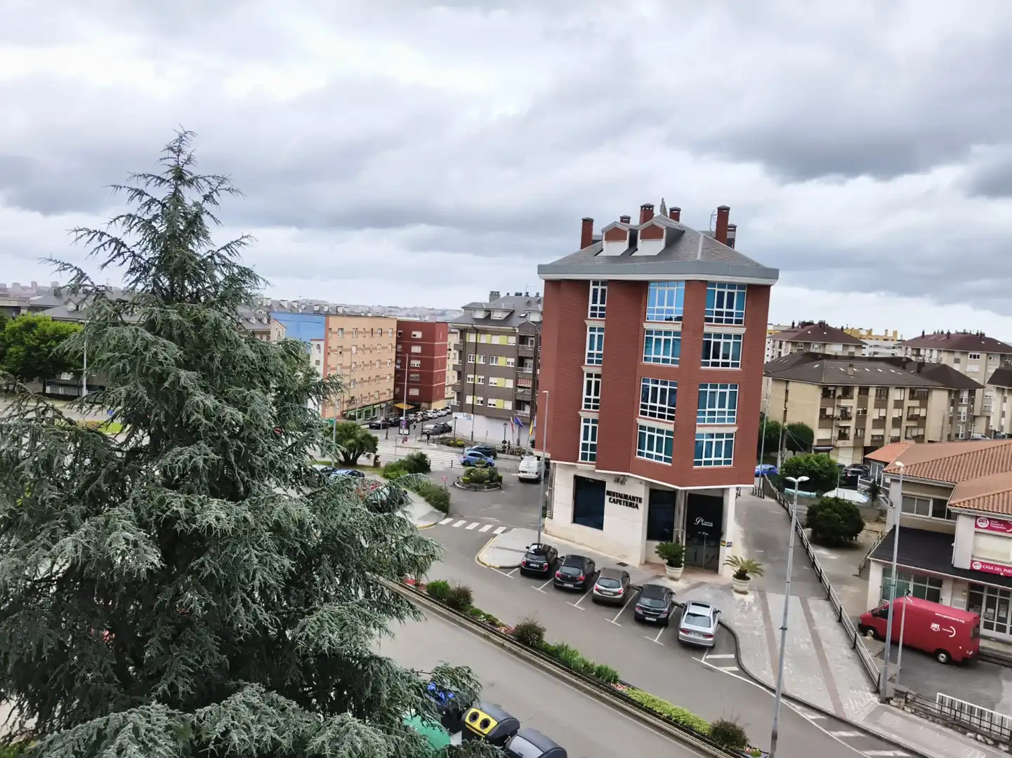 Außenansicht von Wohnung zur Miete in Camargo mit Parkett, Terrasse und Abstellraum