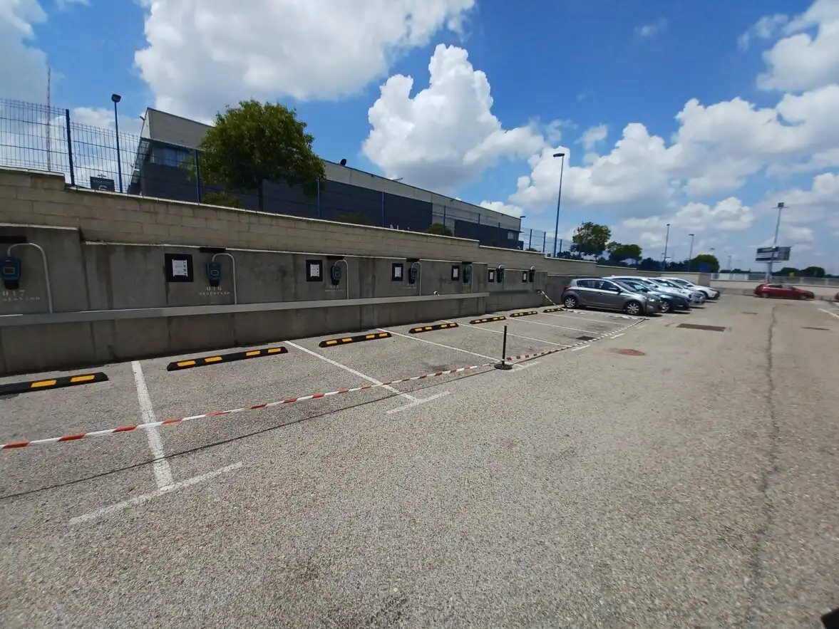 Industrial building to rent in Calle Tesla, imagen 12