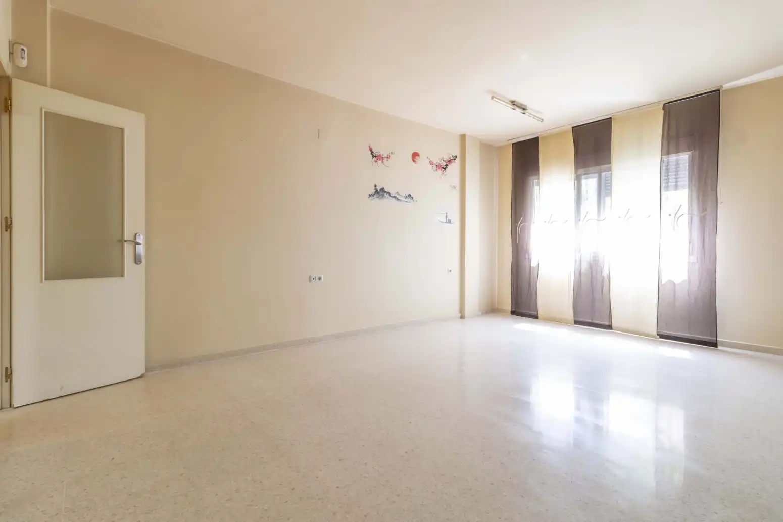 Bedroom of Flat for sale in Sevilla  with Air Conditioner and Storage room