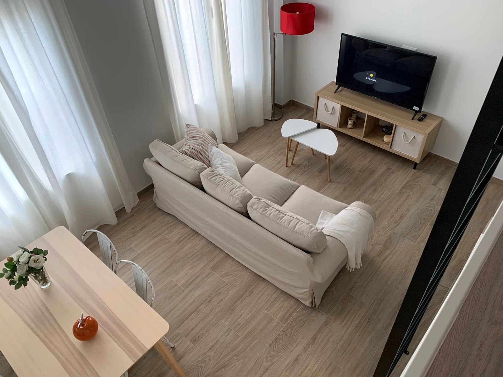 Living room of Study to rent in  Murcia Capital  with Air Conditioner, Furnished and Oven