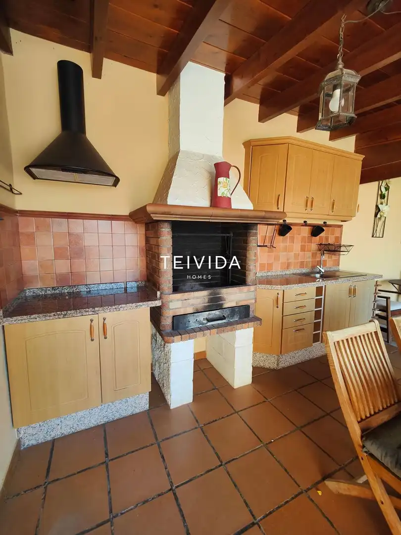 Cuina de Casa adosada en venda en Candelaria amb Terrassa i Traster
