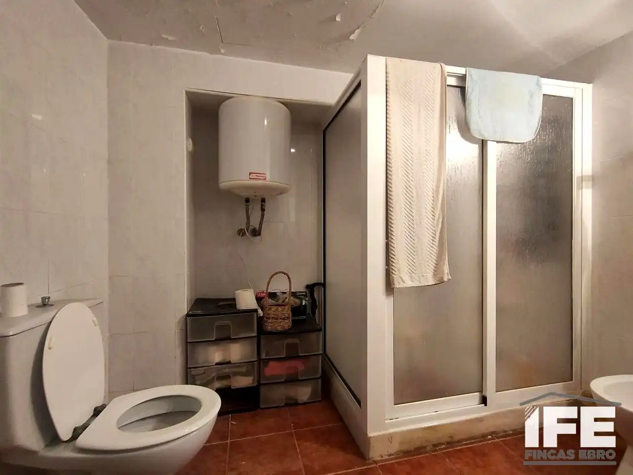 Bany de Casa o xalet en venda en Plasencia de Jalón amb Jardí privat