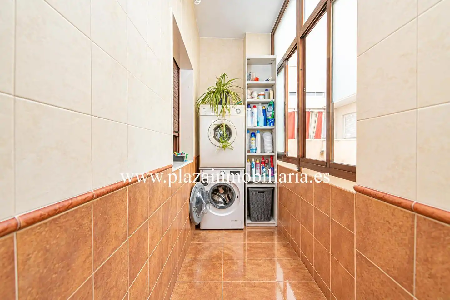 Casa amb balcó en venda a Jardin Lucena, imagen 40