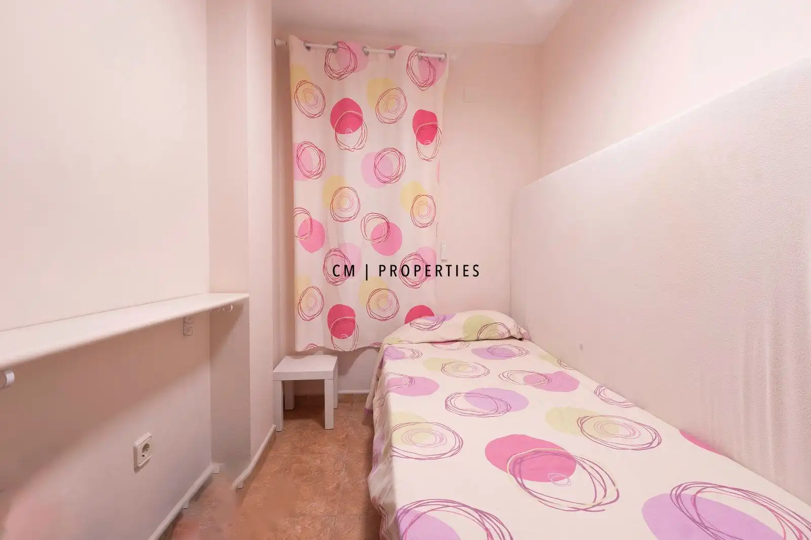 Attic for rent in Salines, de Les, Corinto - Almarda