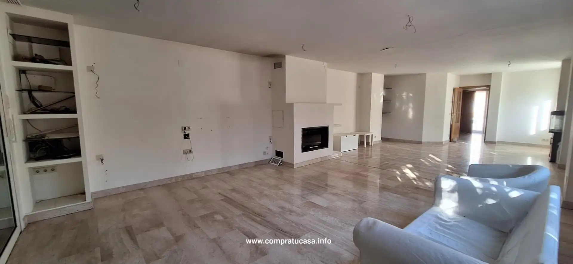 Casa adosada en venta en Calle MISTRAL, Encinillas