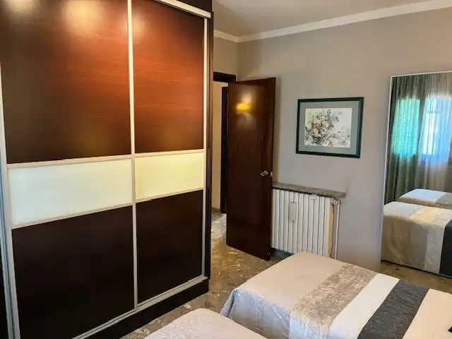 Habitación de Casa o chalet en venta en Miralcamp, Lleida