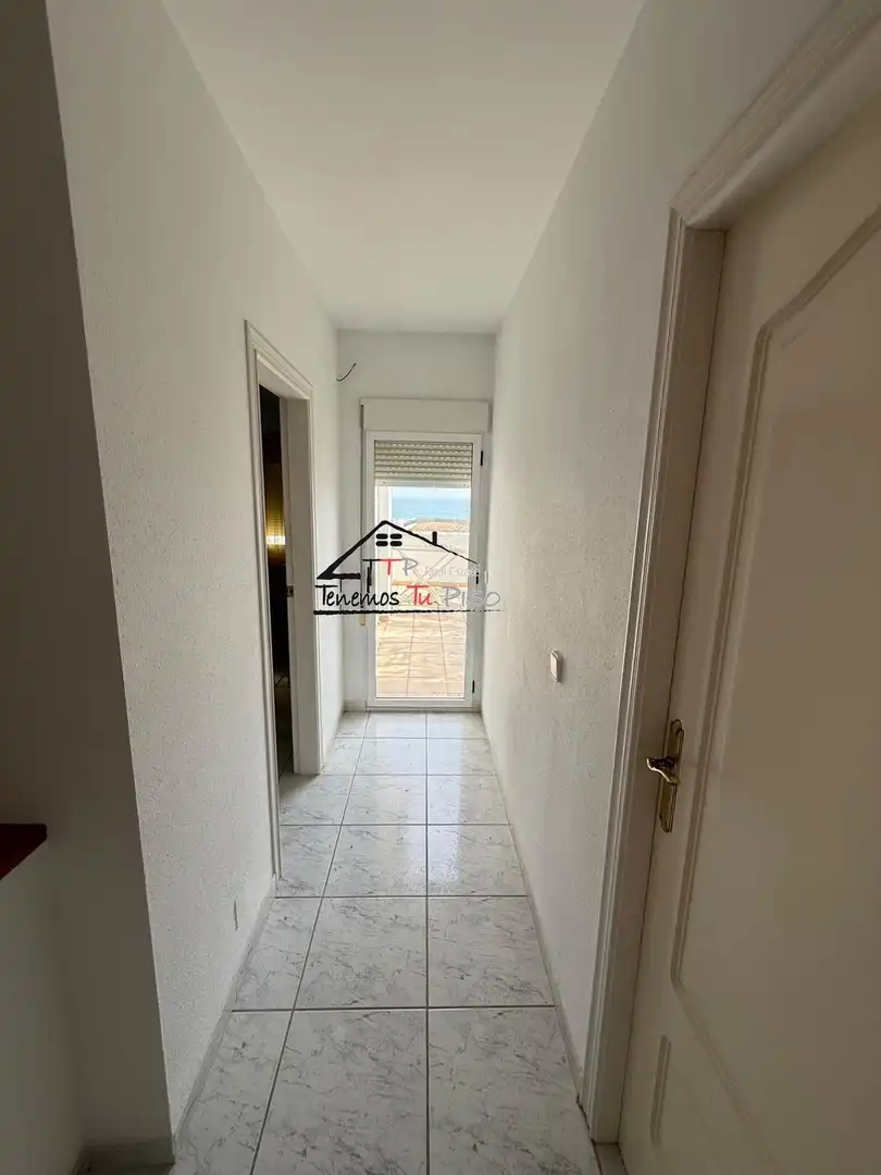 Terraced house with terrace for sale in Calle de Alena 5-7, imagen 36
