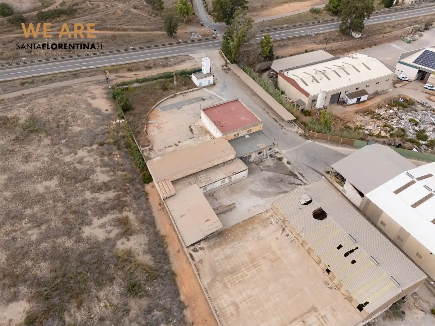 Vista exterior de Nau industrial de lloguer en Cartagena