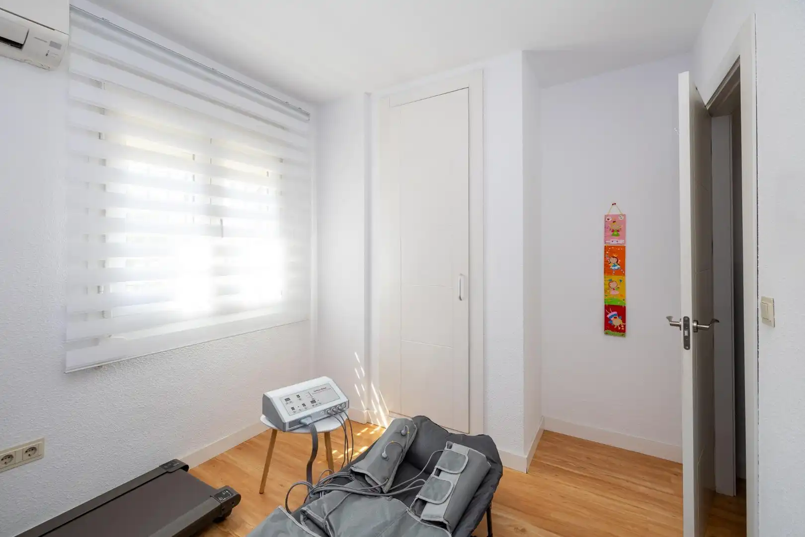 Schlafzimmer von Einfamilien-Reihenhaus zum Verkauf in Granada