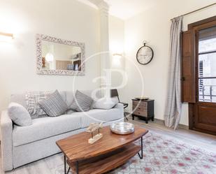 Living room of Flat to rent in  Barcelona Capital  with Air Conditioner, Heating and Furnished