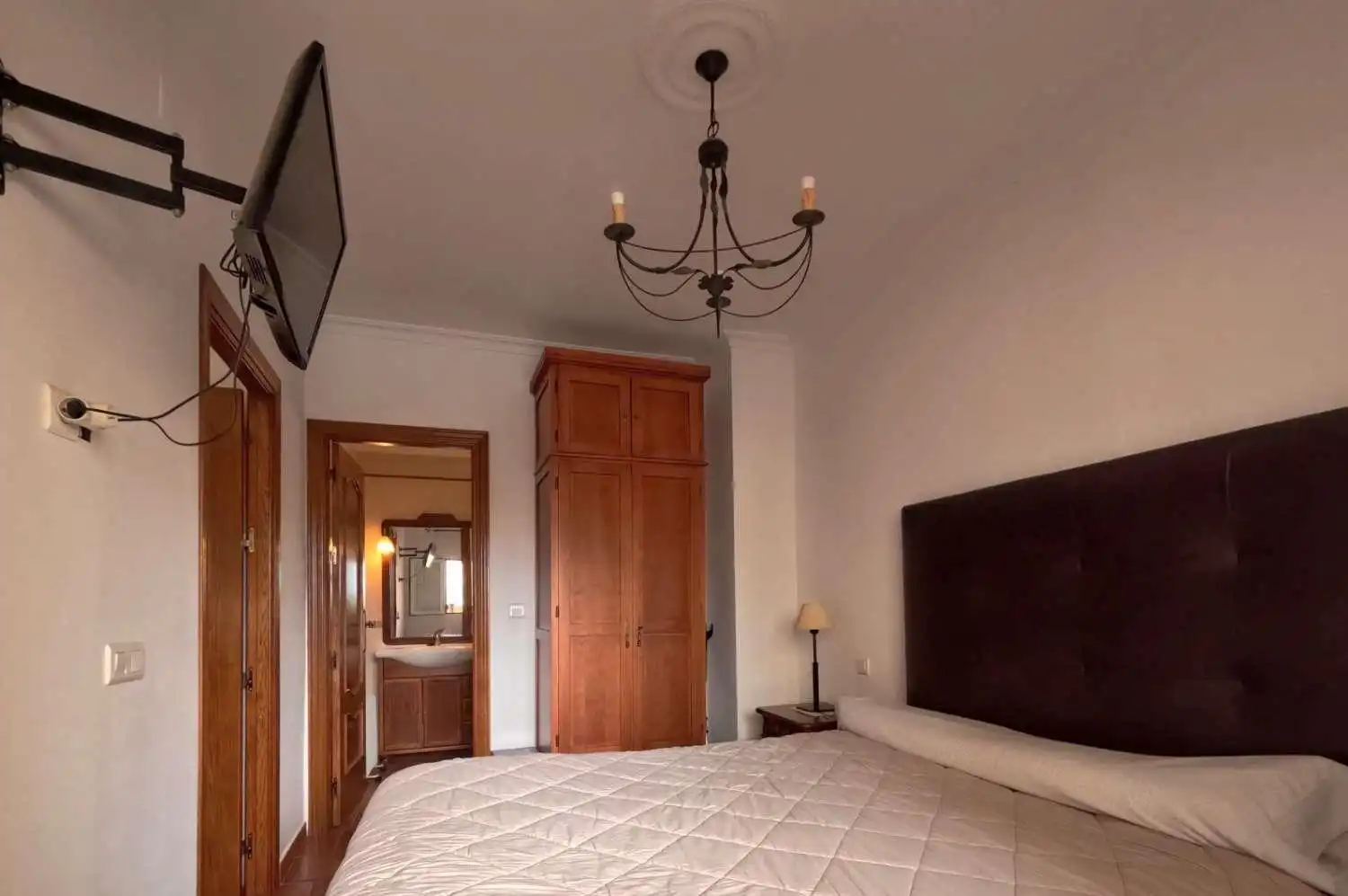 Dormitori de Apartament en venda en Fuengirola amb Aire condicionat, Terrassa i Traster