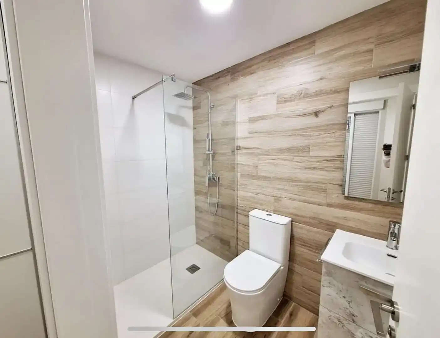 Baño de Casa adosada en venta en Alzira con Aire acondicionado, Amueblado y Balcón