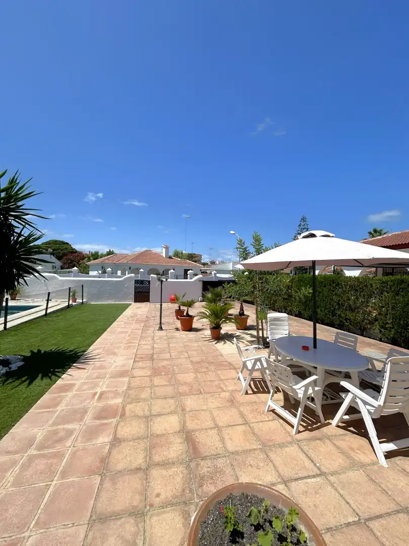 Chalet con piscina en venta en Malvasía, imagen 5