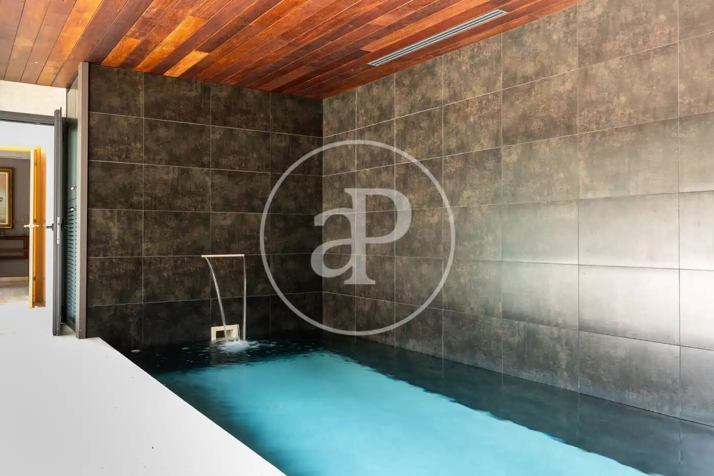 Swimming pool of Houses for sale in Sant Cugat del Vallès  with Air Conditioner, Heating and Private garden